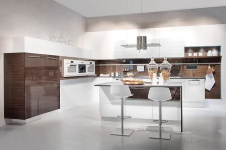 Die Küche Direkt Zeile und Insel / Modern / A3 Exclusiv 0