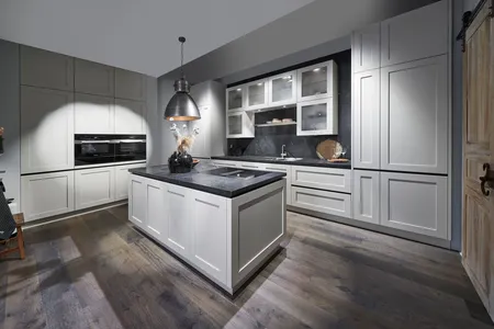 Die Küche Direkt Zeile und Insel / Klassisch / A3 Exclusiv 0