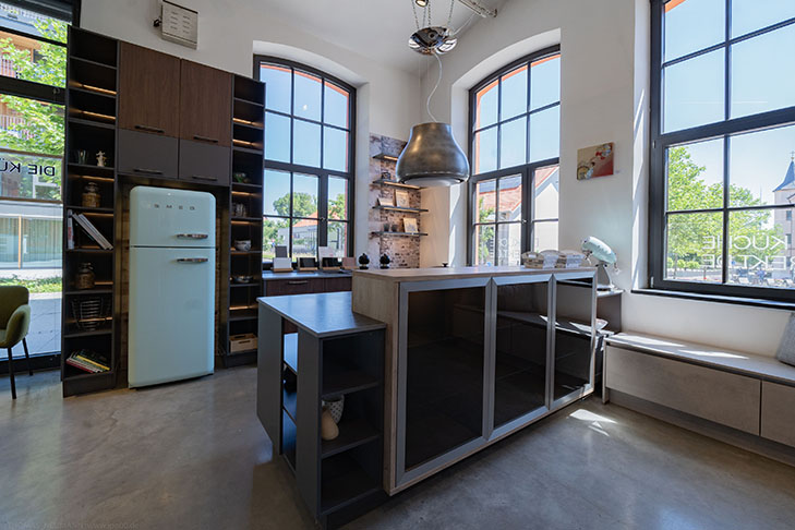 Showroom Rosenheim 3